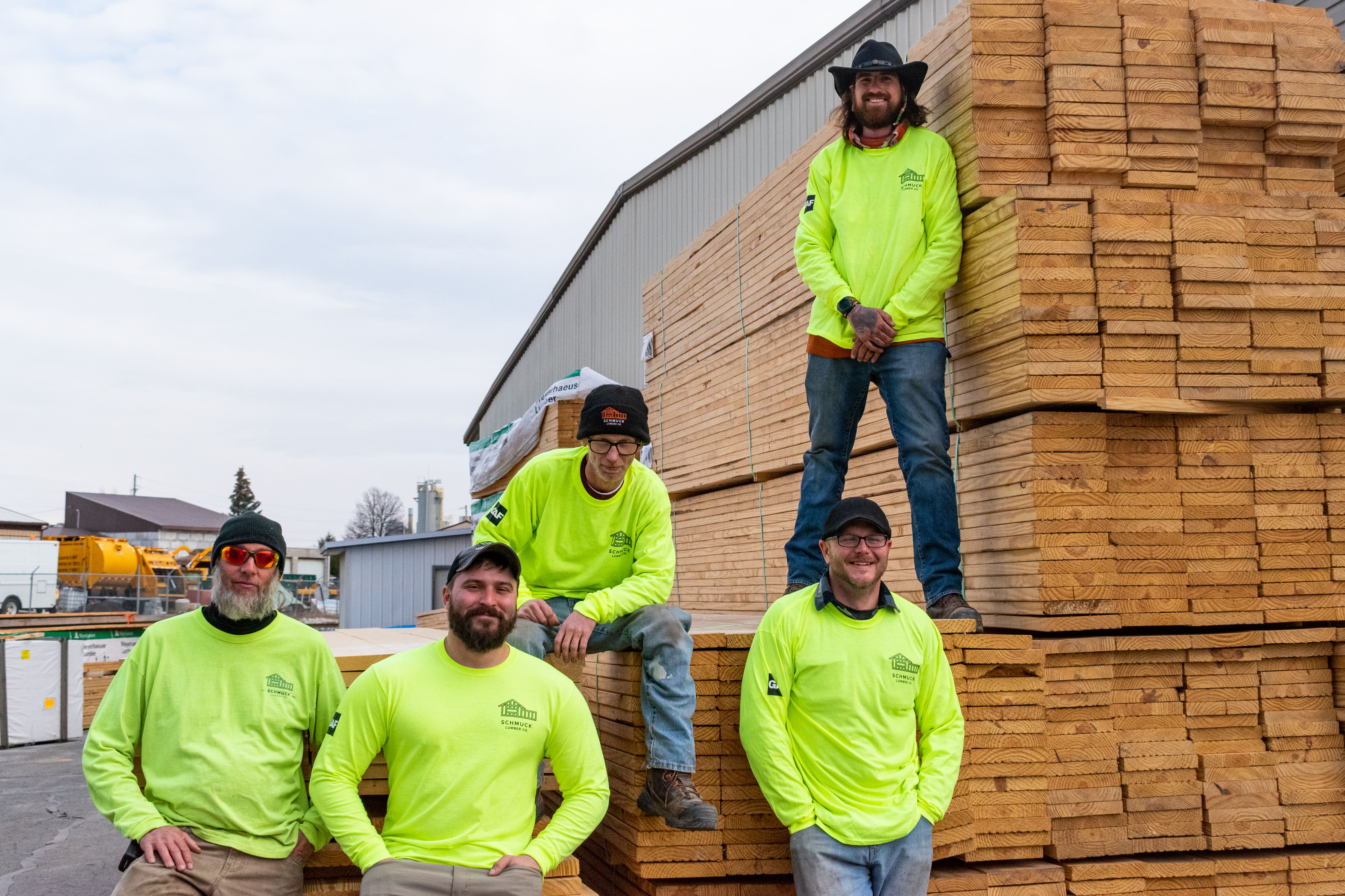 KFE_0826-min Yard Team